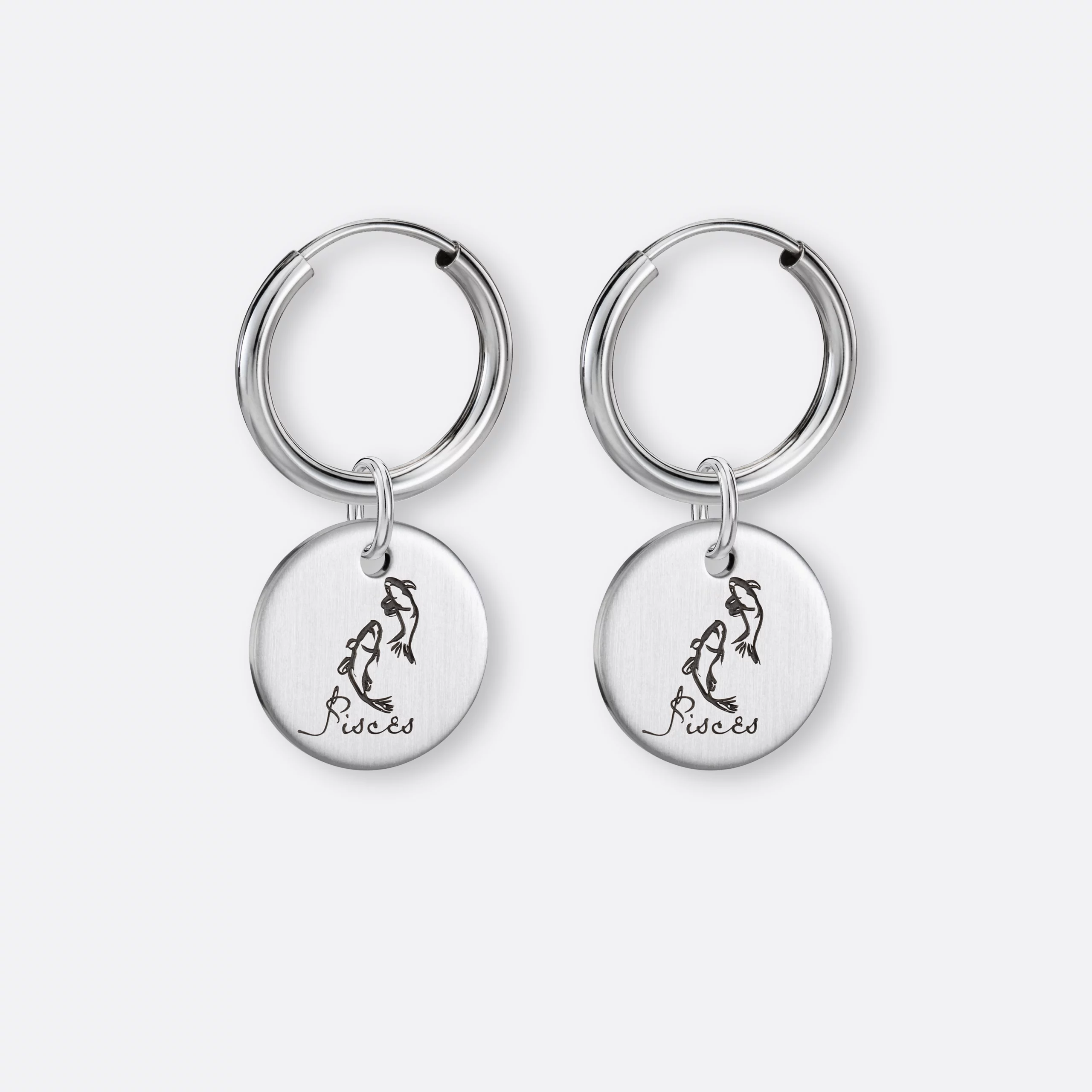 Fische Ohrring, Anhänger graviert, 925er Silber 3 Fische Ohrring-Creolen klein mit Sternzeichen Anhänger-Coins graviert, Silber, Paar