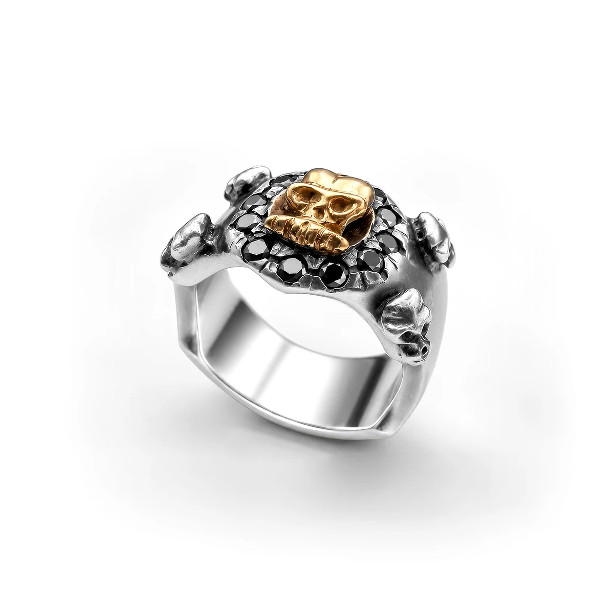 Andreas Reisser – Totenkopf Ring 11 Andreas Reiser Totenkopf Ring